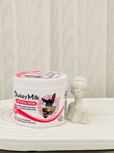 🔹 آبی: پوست خشک – دهیتراته🔹 صورتی: پوست چرب و حساس